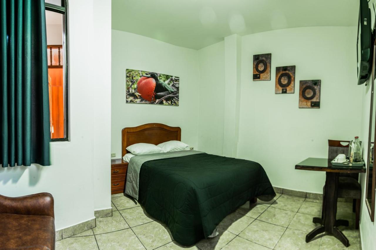 Hospedaje Gran Imperial تومبيس المظهر الخارجي الصورة